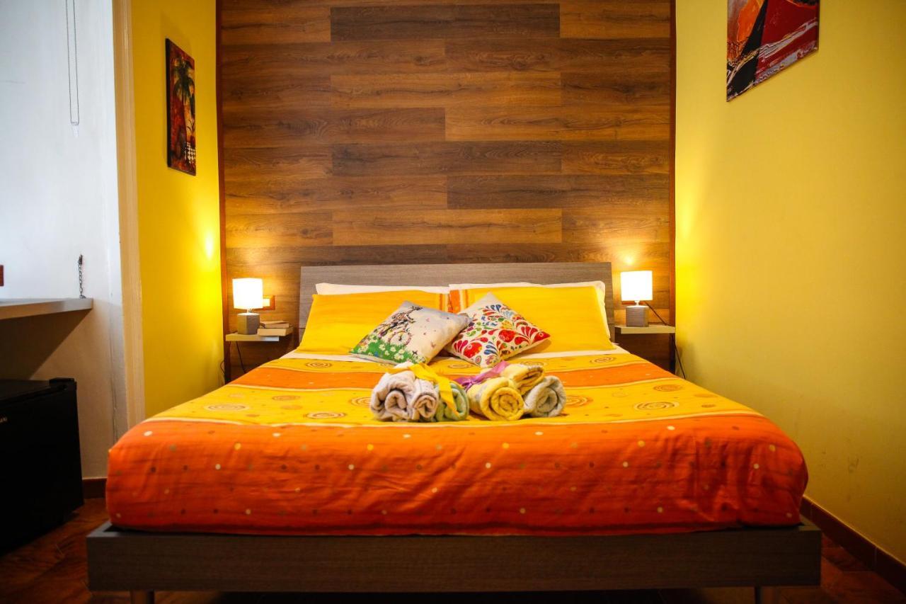 Non Ci Resta Che Napoli Bed & Breakfast エクステリア 写真